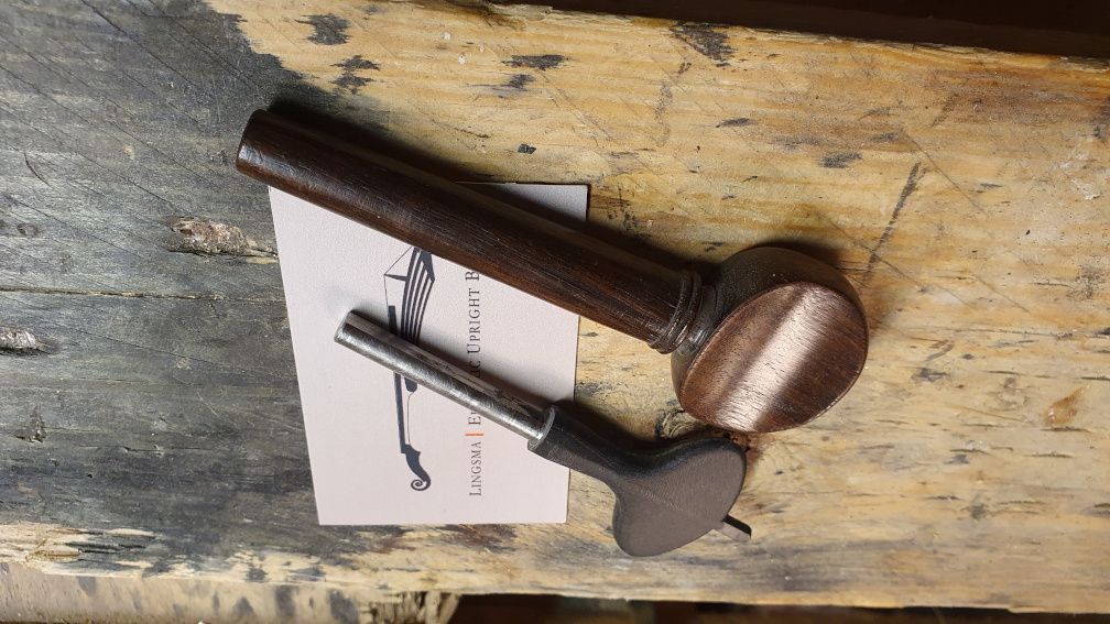 Lingsma Electric Upright Basses